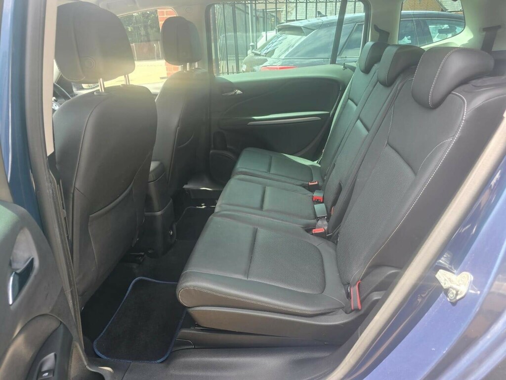 Vauxhall Zafira Tourer Design White #20
