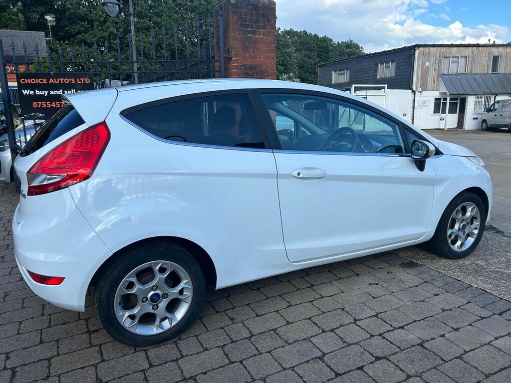Ford Fiesta 1.25 Zetec White #4