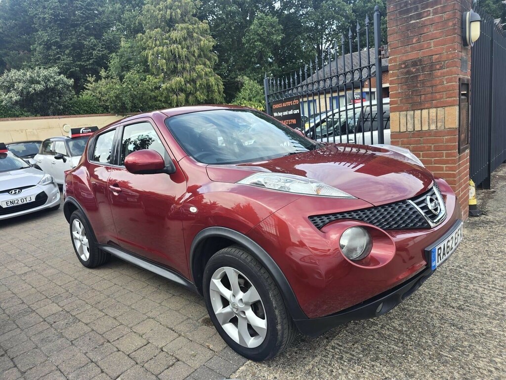 Nissan Juke 1.6 Acenta Euro 5 Ss Red