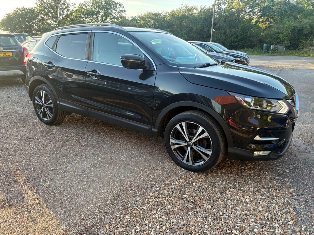 Nissan Qashqai 1.5 Dci N-connecta Euro 6 S S Black