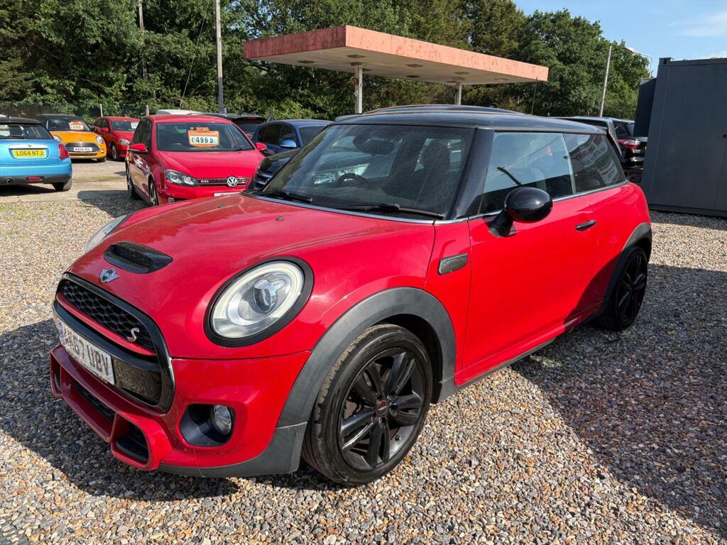 Mini Hatch 2.0 Cooper S Euro 6 S S Red