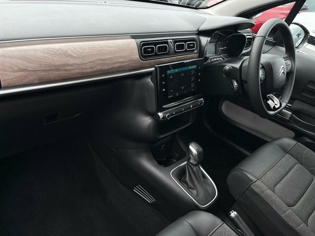 Citroen C3 1.2 Puretech Shine Plus Hatchback Eat6 PE23EVM Black #2