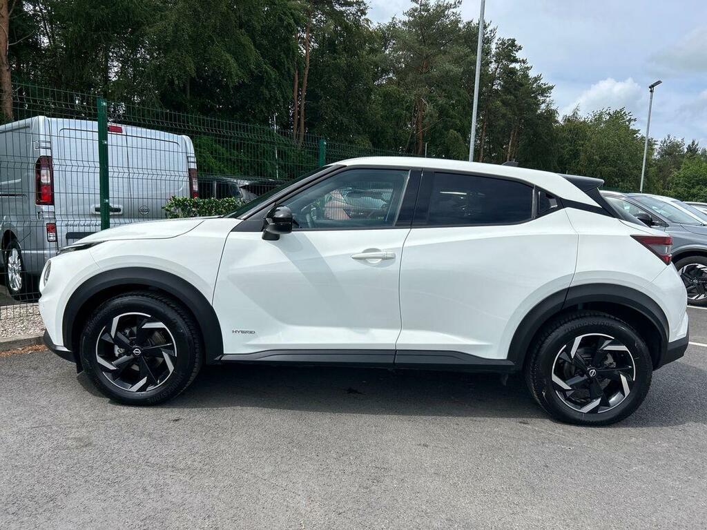 Nissan Juke 1.6 N-connecta Suv Hybrid Euro 6 White #6