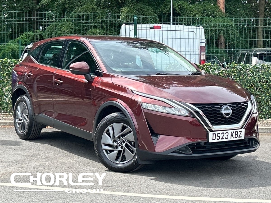 Nissan Qashqai 1.3 Dig-t Mhev Acenta Premium Suv Hybri Red