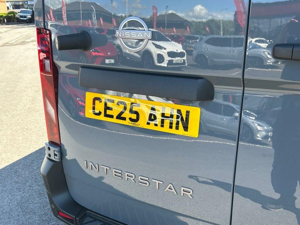 Nissan InterStar Mpv Blue #21