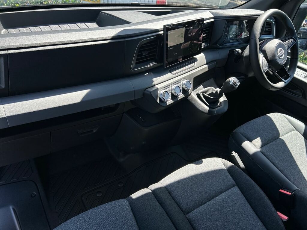 Nissan InterStar 2.0 Dci 35 Tekna Panel Van L2 H2 Grey #2