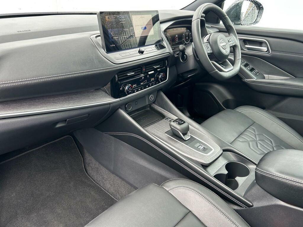 Nissan Qashqai 1.3 Dig-t Mhev Tekna Suv Hybrid Xtron E OW25ZTU Black #2