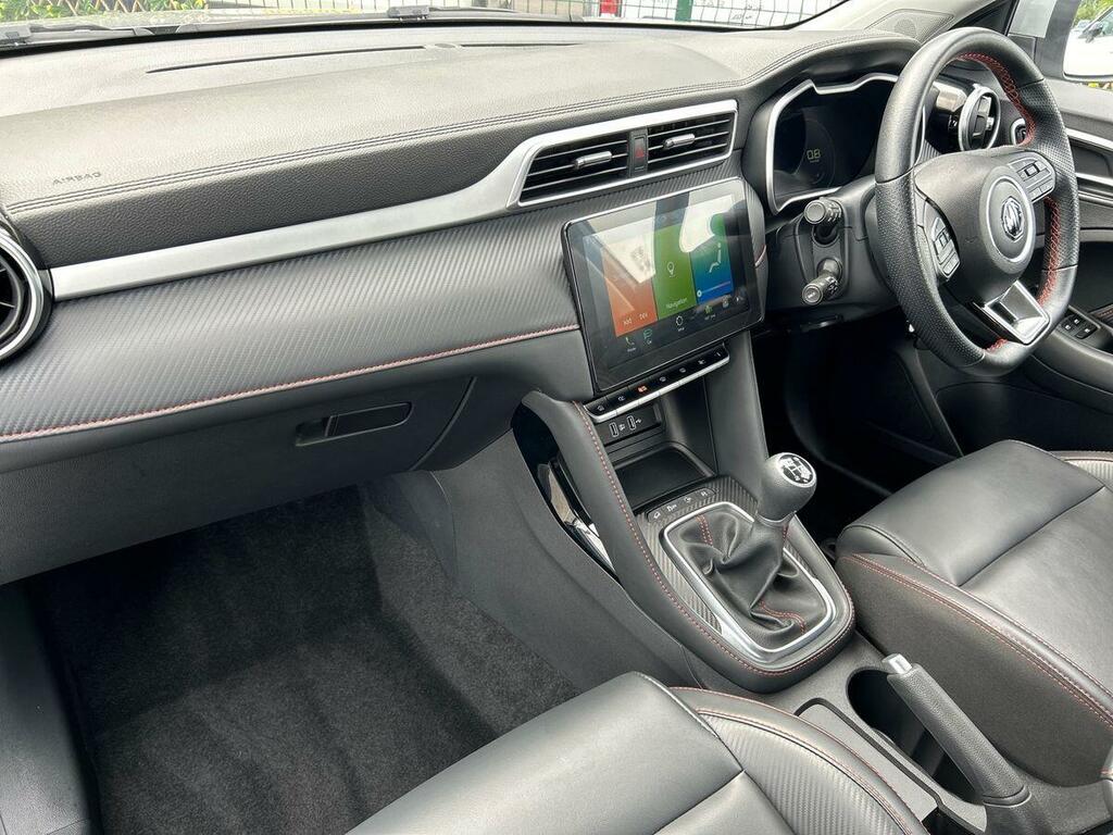 MG ZS 1.5 Vti-tech Exclusive Suv Euro PL72XAO Silver #2
