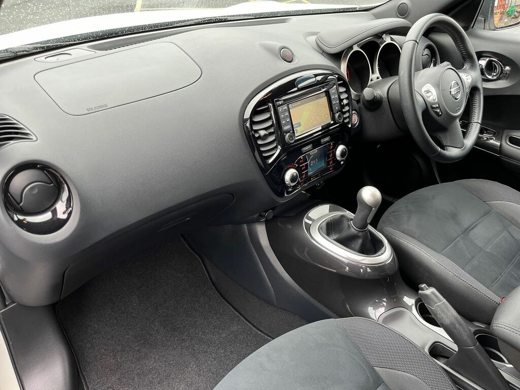 Nissan Juke 1.6 Bose Personal Edition Suv Eu PK68URF White #2