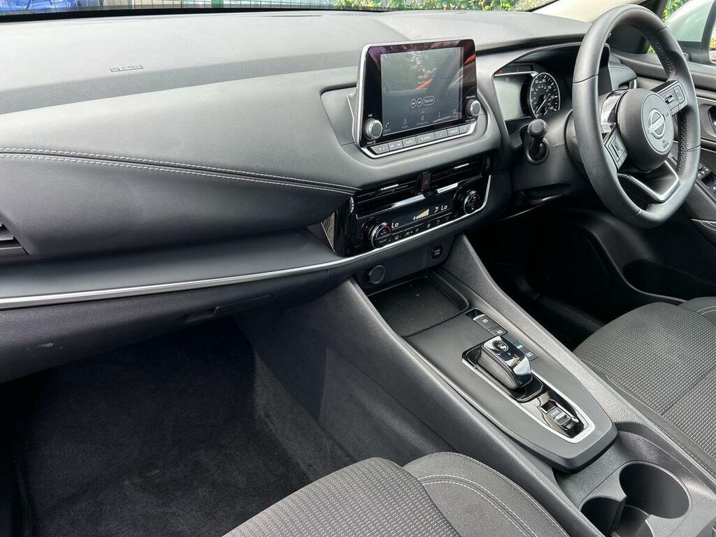 Nissan Qashqai 1.5 H E-power Acenta Premium Suv Hybrid DY73UJC Silver #2