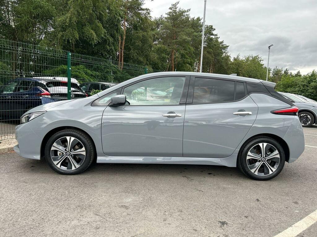 Nissan Leaf 40Kwh N-connecta Hatchback 150 ML22JTO Grey #6