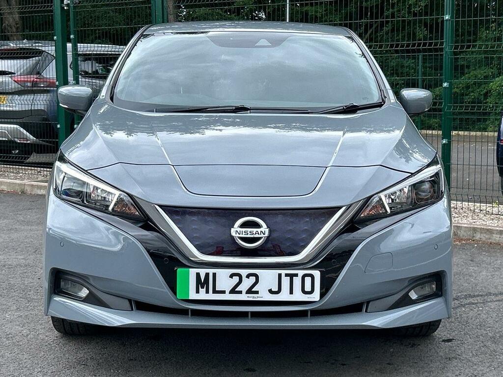 Nissan Leaf 40Kwh N-connecta Hatchback 150 ML22JTO Grey #4