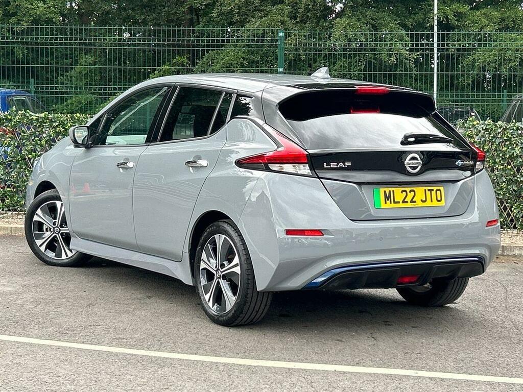 Nissan Leaf 40Kwh N-connecta Hatchback 150 ML22JTO Grey #3