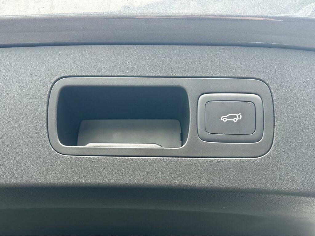 MG  1.5T 24.7Kwh Premium Euro 6 Ss Silver #57