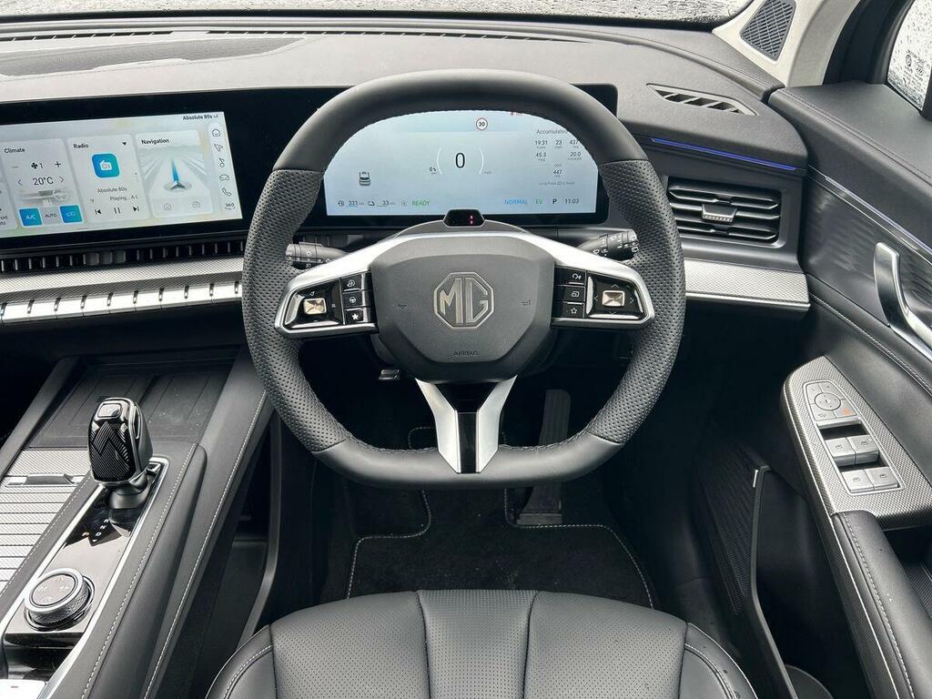 MG  1.5T 24.7Kwh Premium Euro 6 Ss Silver #17