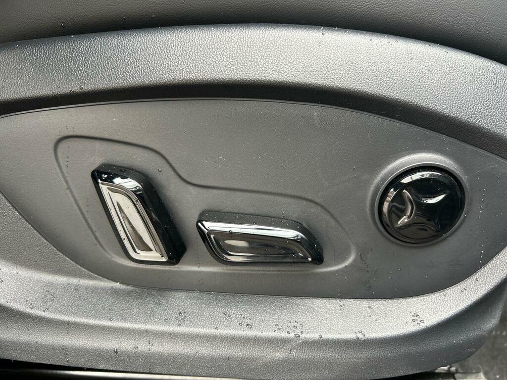 MG  1.5T 24.7Kwh Premium Euro 6 Ss Silver #44