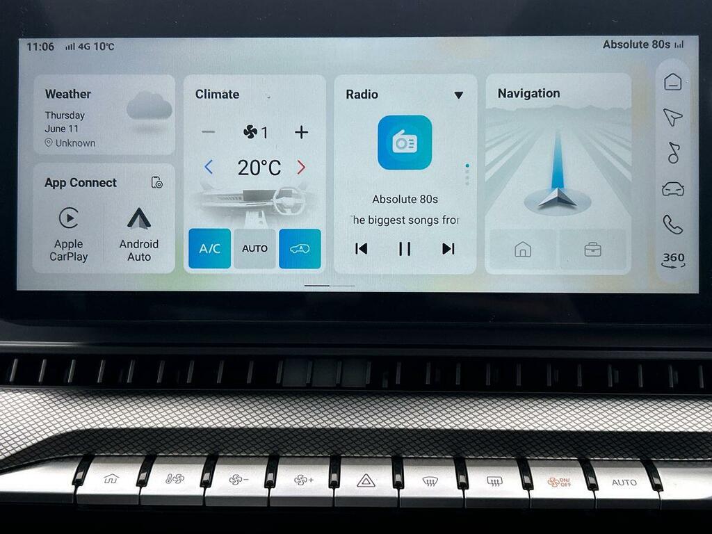 MG  1.5T 24.7Kwh Premium Euro 6 Ss Silver #30