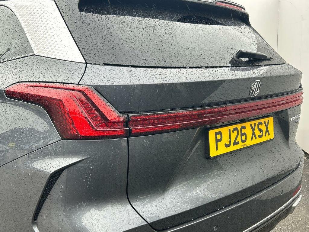 MG  1.5T 24.7Kwh Premium Euro 6 Ss Silver #25
