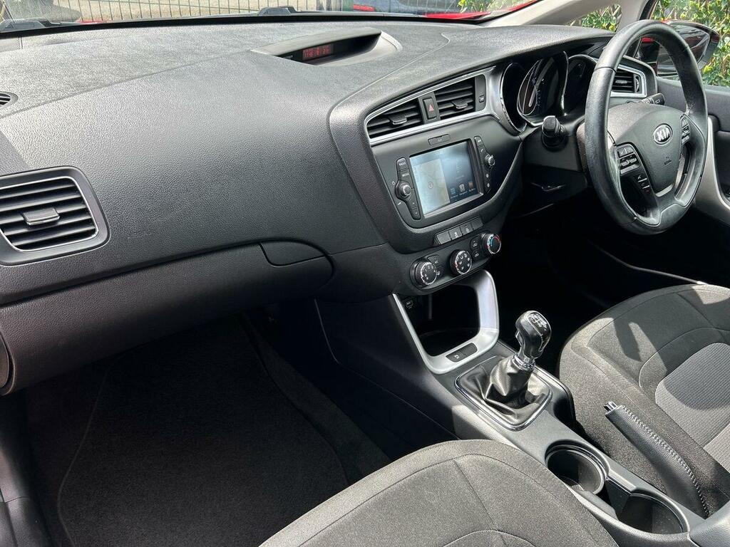 Kia Ceed 1.6 Gdi 2 Hatchback Euro 6 Ss Red #2