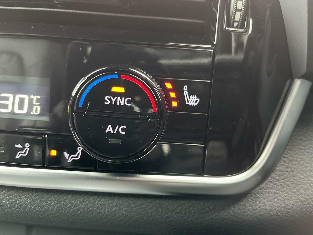 Nissan Qashqai Hatchback Grey #39