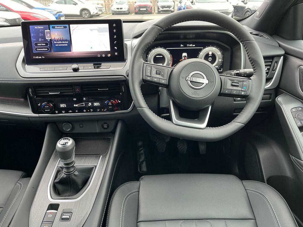 Nissan Qashqai Hatchback Grey #17