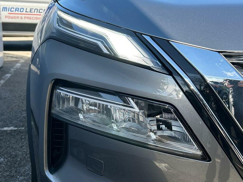 Nissan X-Trail Tekna Silver #21