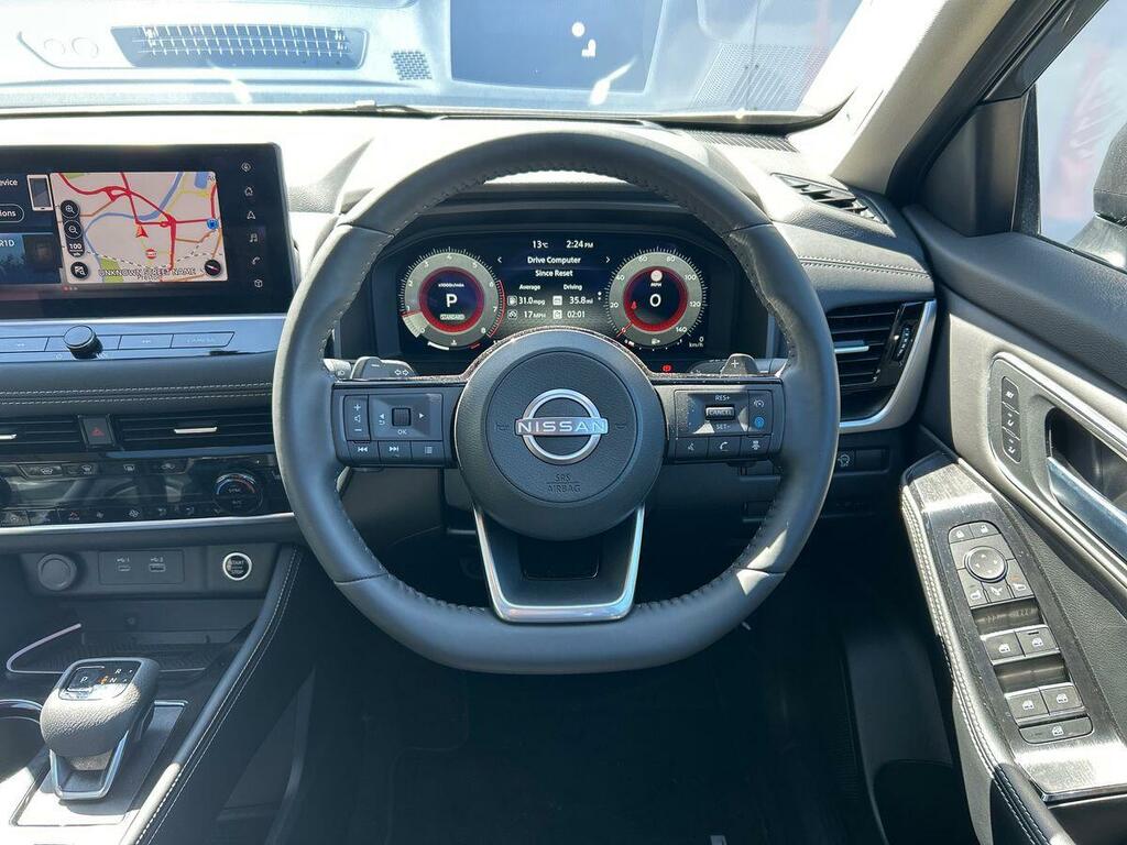 Nissan X-Trail Tekna Silver #17