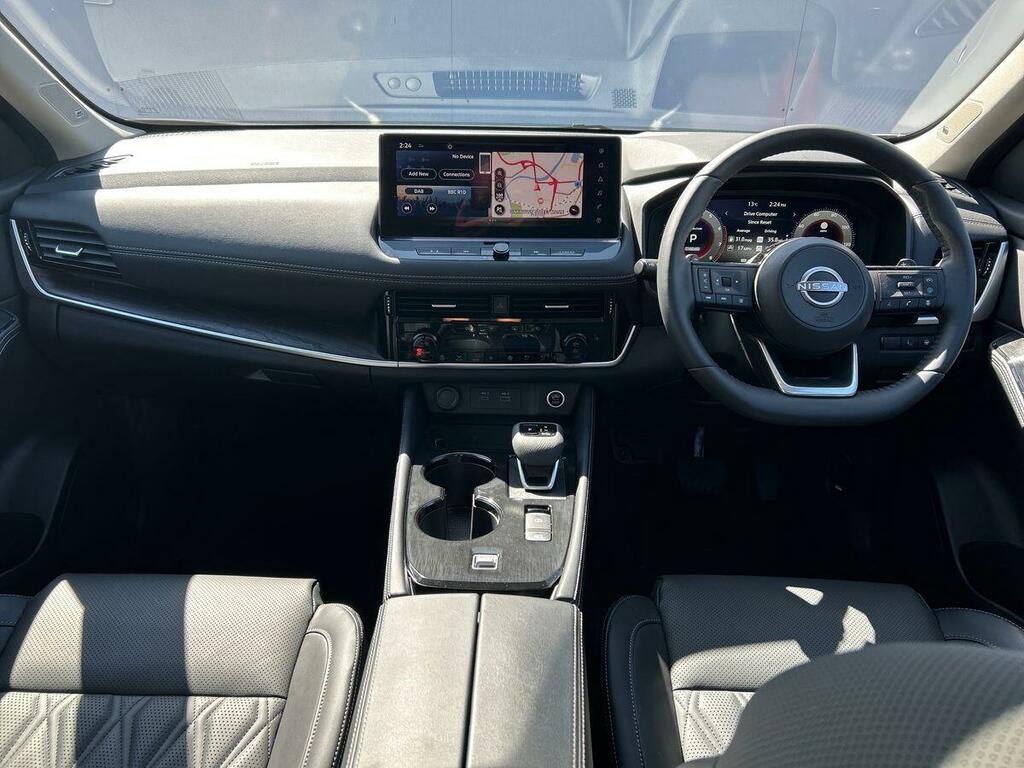 Nissan X-Trail Tekna Silver #7