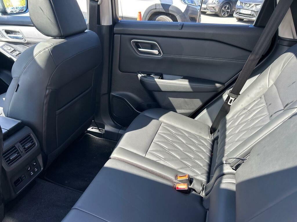 Nissan X-Trail Tekna Silver #48