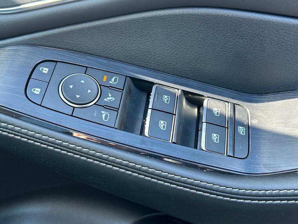 Nissan X-Trail Tekna Silver #42