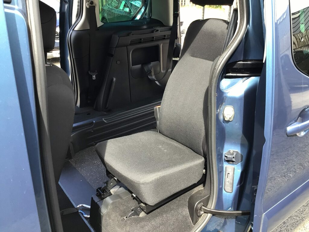 Peugeot Rifter 1.6 3 Seats Only 24 415 Miles F S Blue #6