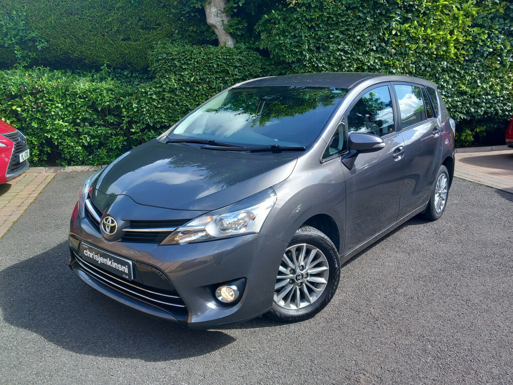 Toyota Verso 1.6 Icon Tss V-matic 7 Seat Toyota Safety Sense  #2