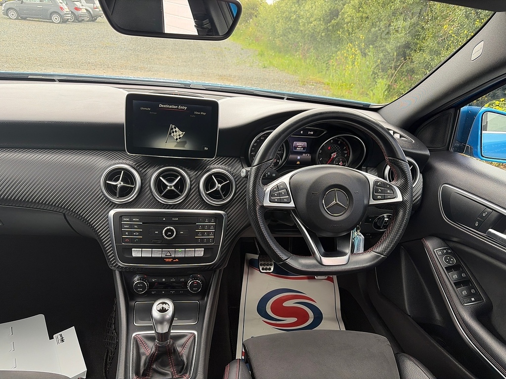 Mercedes-Benz A Class A180 Amg Line Blue #5