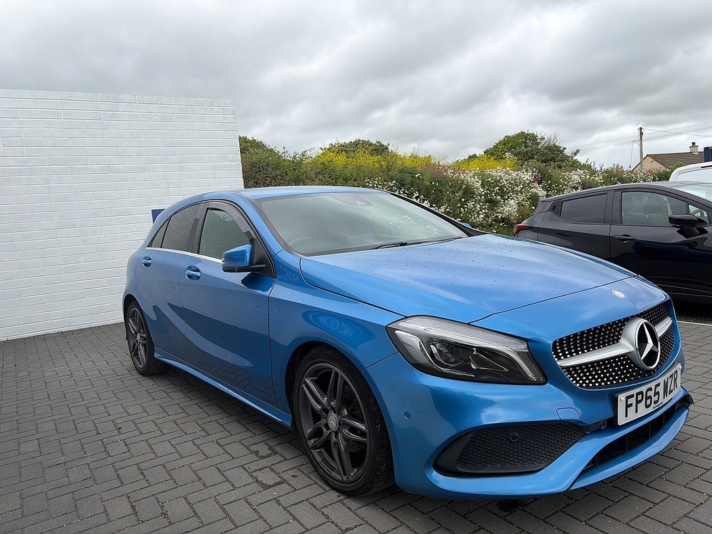 Mercedes-Benz A Class A180 Amg Line Blue #4
