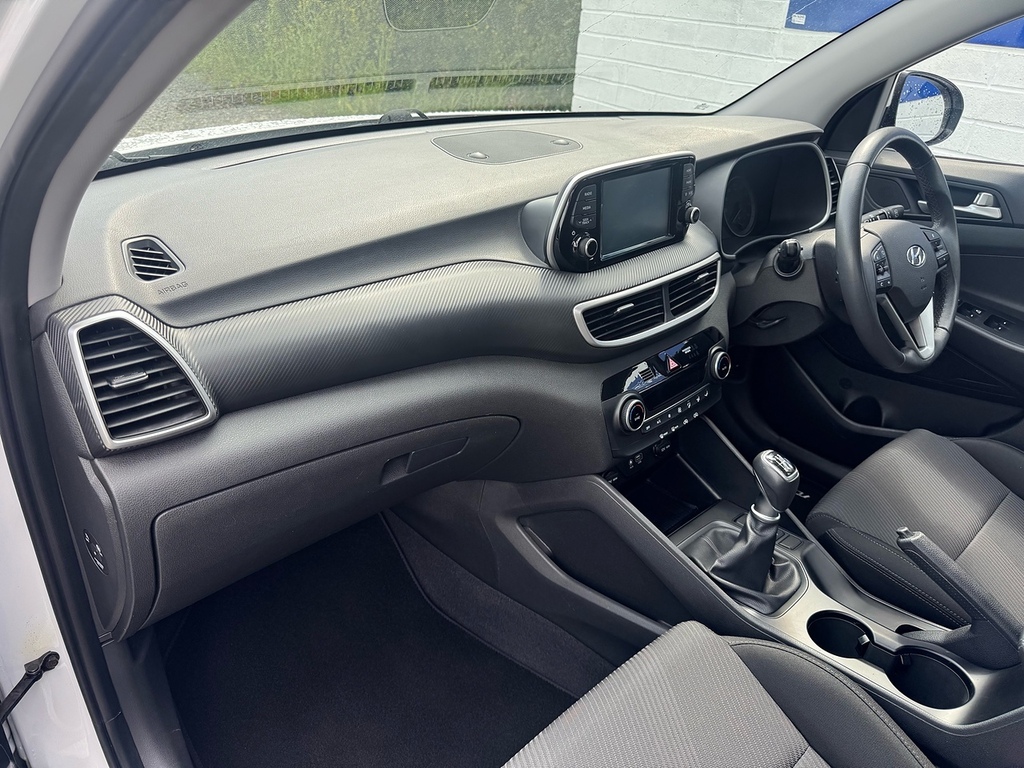 Hyundai Tucson Gdi S Connect DG69ZYF White #5