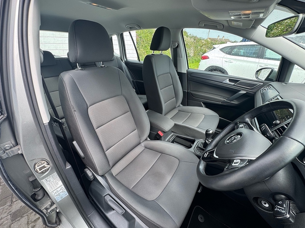 Volkswagen Golf SV Tsi Evo Se Nav Silver #4