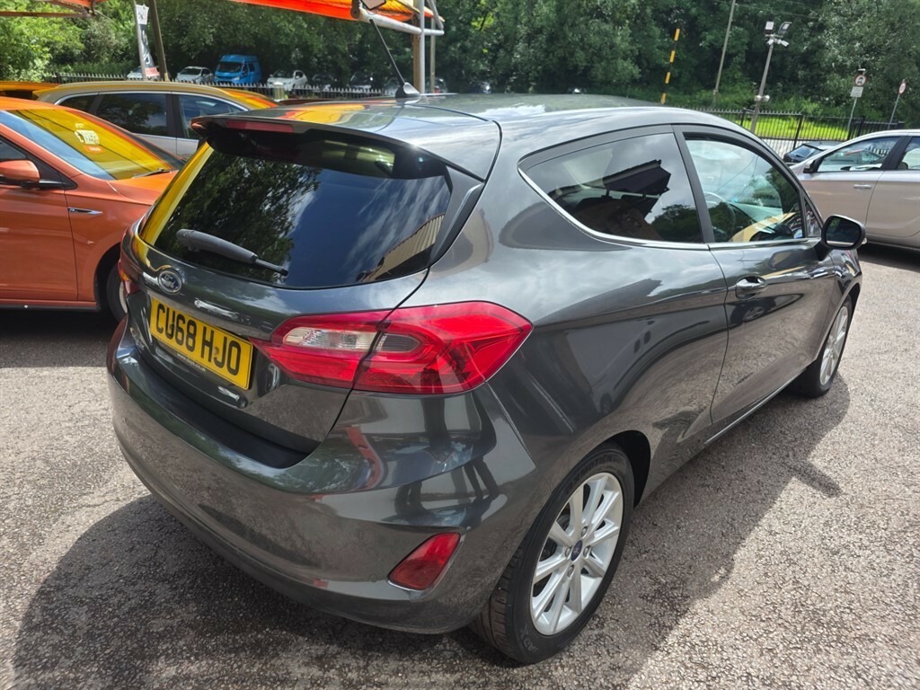 Ford Fiesta Titanium Tdci Hatchback CU68HJO Grey #5