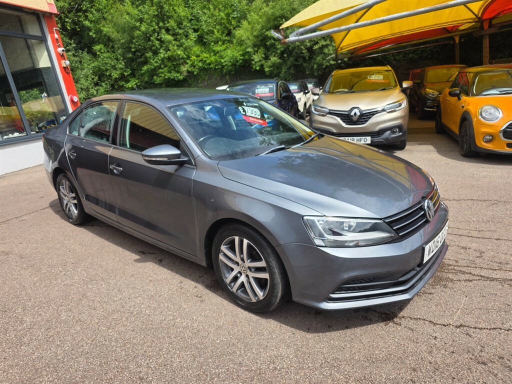 Volkswagen Jetta Se Tdi Bluemotion Technology Saloon Grey #3