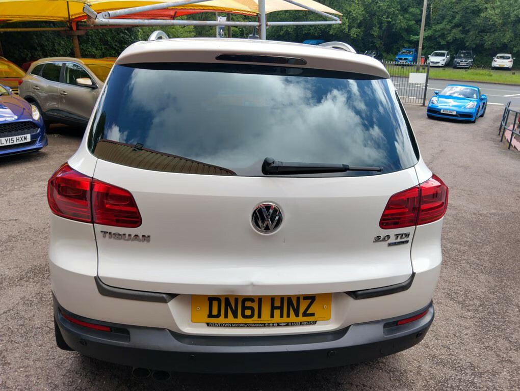 Volkswagen Tiguan Se Tdi Bluemotion Technology Estate White #6