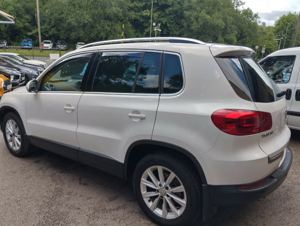 Volkswagen Tiguan Se Tdi Bluemotion Technology Estate White #5
