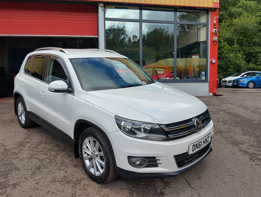 Volkswagen Tiguan Se Tdi Bluemotion Technology Estate White #2