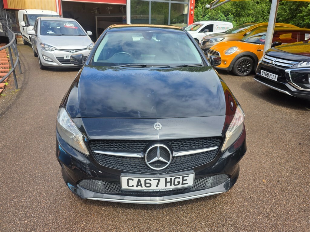 Mercedes-Benz A Class A180d Se Hatchback CA67HGE Black #2