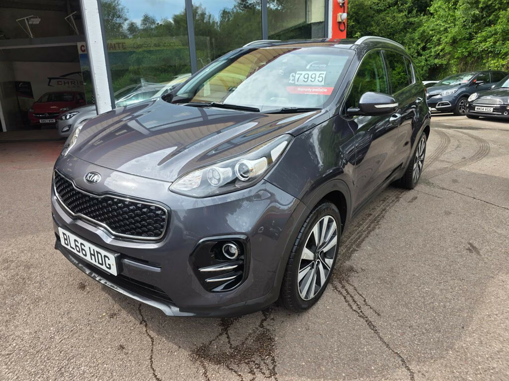 Kia Sportage  White #1