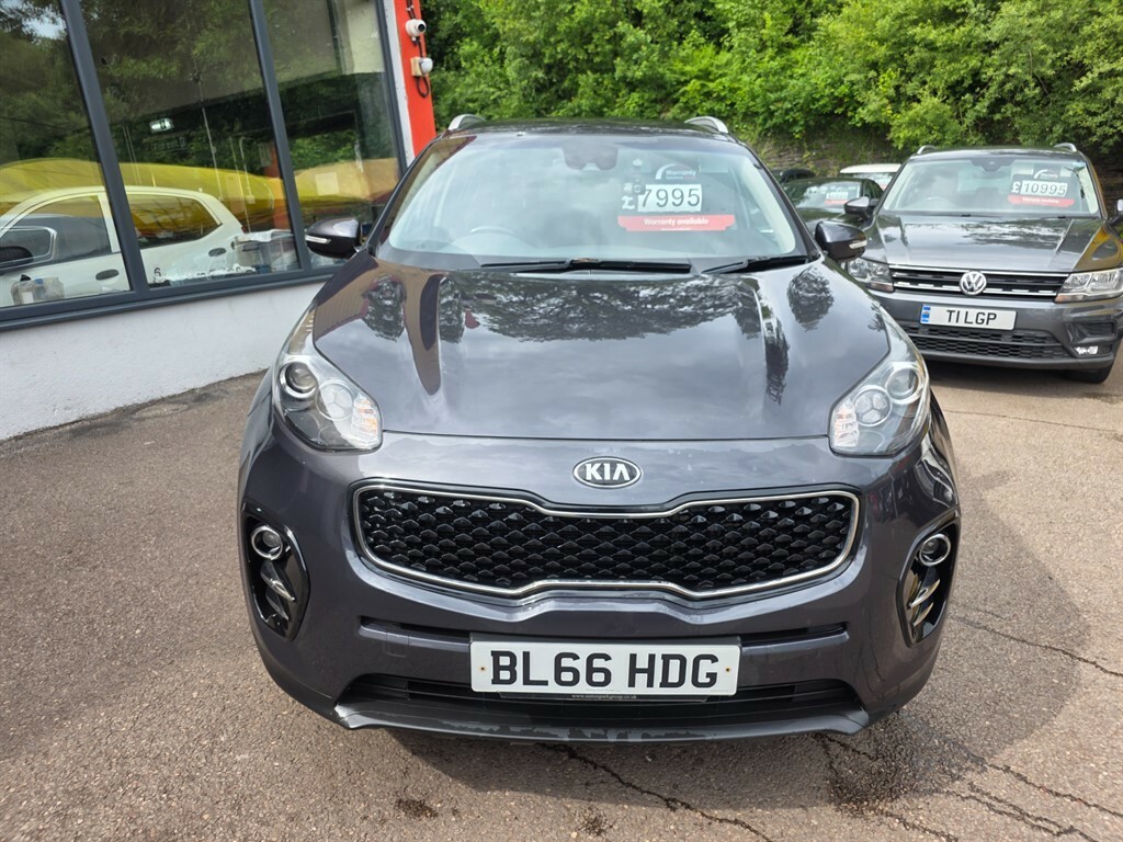 Kia Sportage  White #2