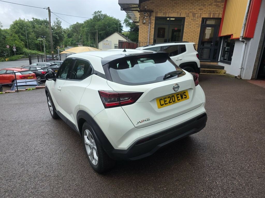 Nissan Juke Dig-t Acenta Hatchback CE20EWS White #6