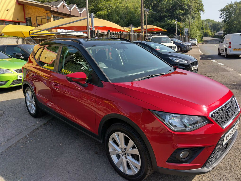 Seat Arona Tsi Se Technology Hatchback Red