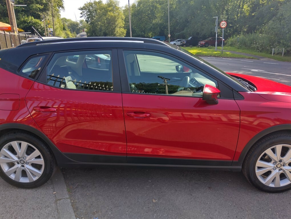 Seat Arona Tsi Se Technology Hatchback Red #5