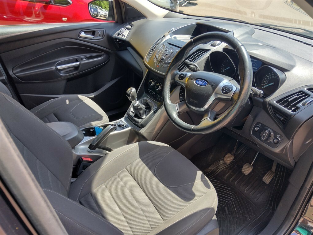 Ford Kuga Kuga Titanium X Tdci 4X4 Red #9