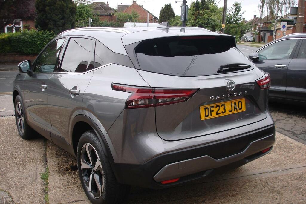Nissan Qashqai 1.3 Dig-t Mh 158 N-connecta Grey #3