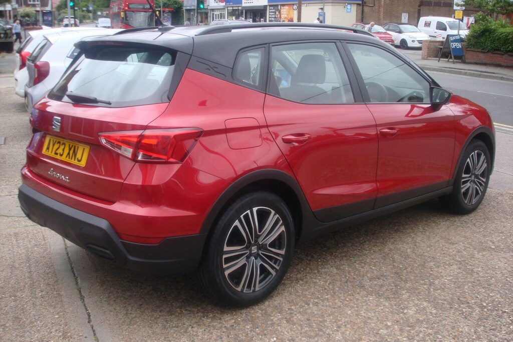 Seat Arona 1.0 Tsi 110 Se Technology Red #6